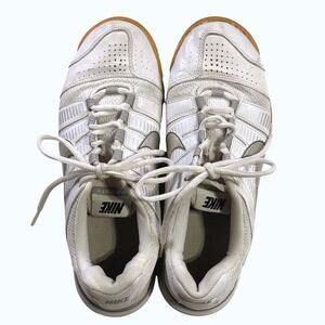 Nike Multicourt Womens Court Shoes White Metallic Silver Size 8